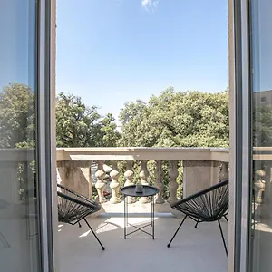 Deluxe Antonio Apartment